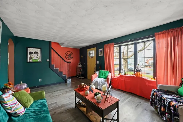 $340,000 | 83 Oklahoma Street, Springfield, MA 01104