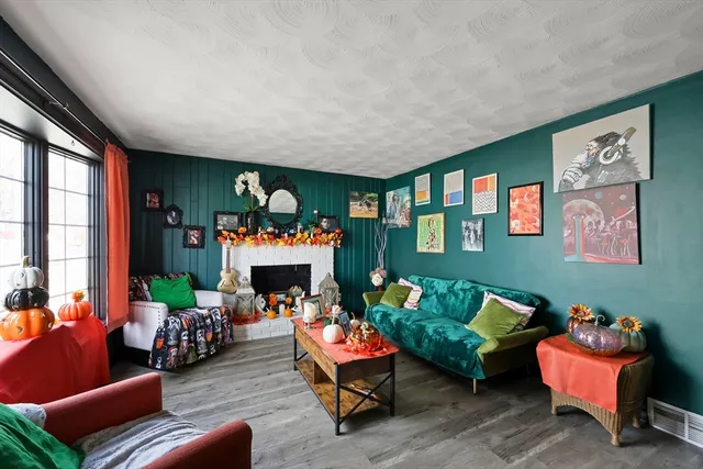 $340,000 | 83 Oklahoma Street, Springfield, MA 01104