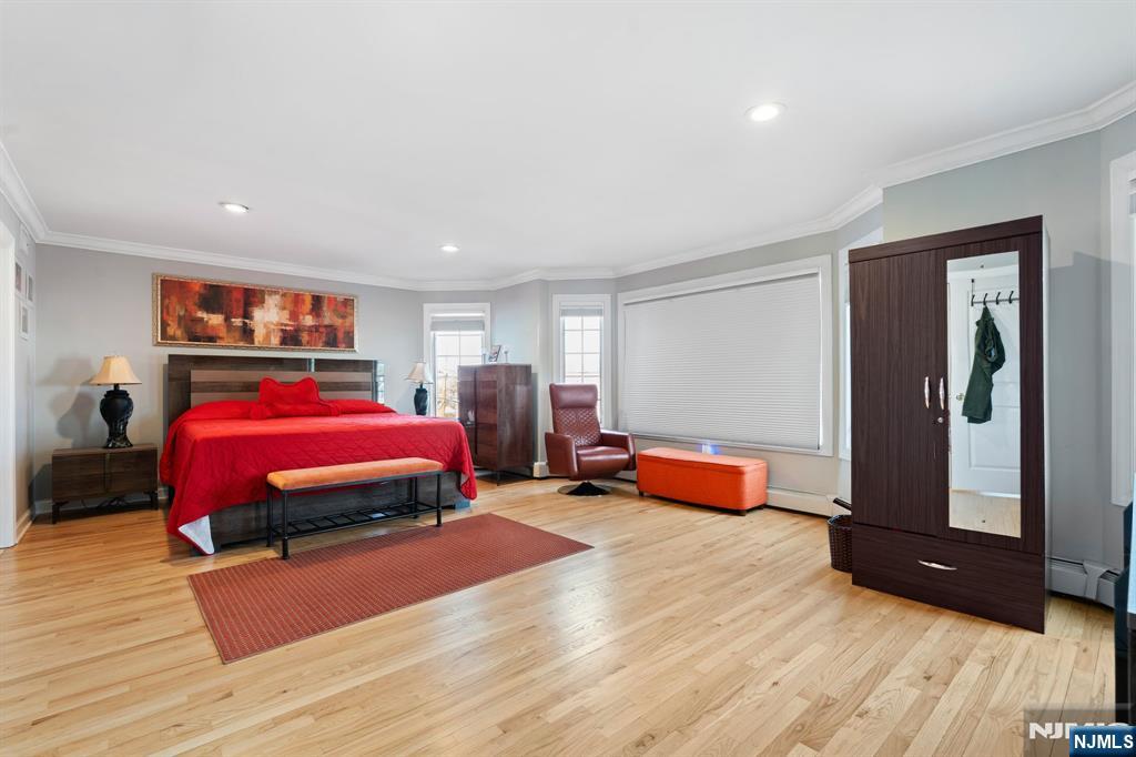 88 B Myrtle Avenue Edgewater, NJ 07020 - Photo 19 of 48