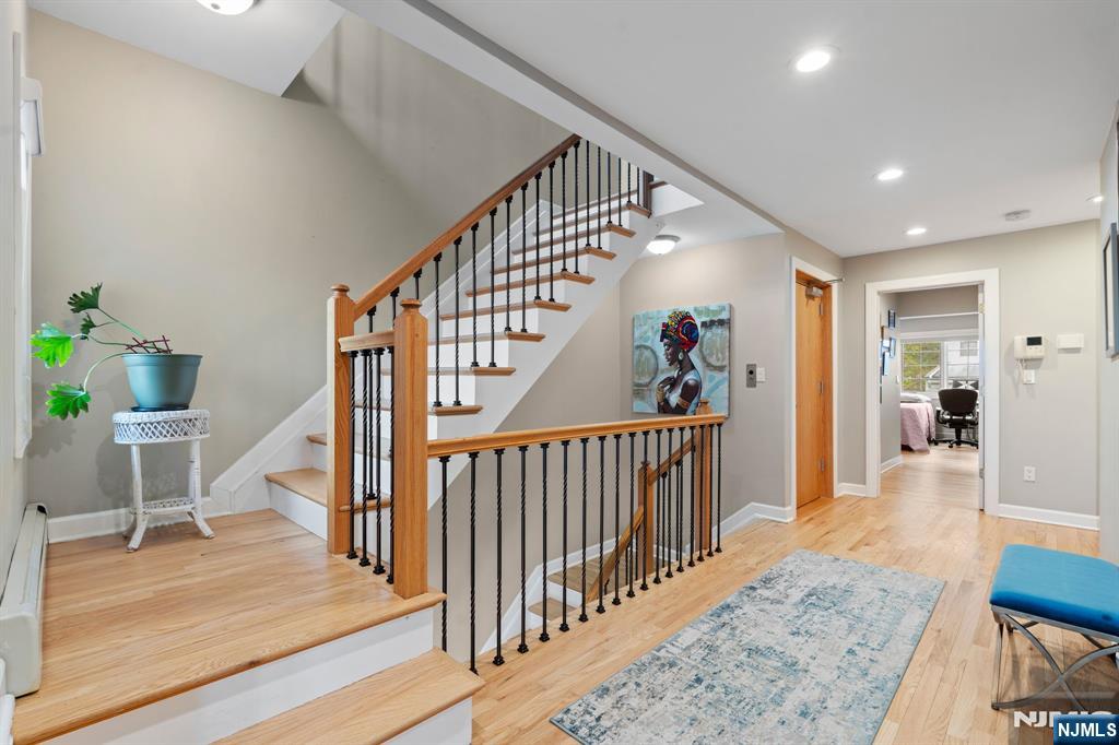 88 B Myrtle Avenue Edgewater, NJ 07020 - Photo 24 of 48