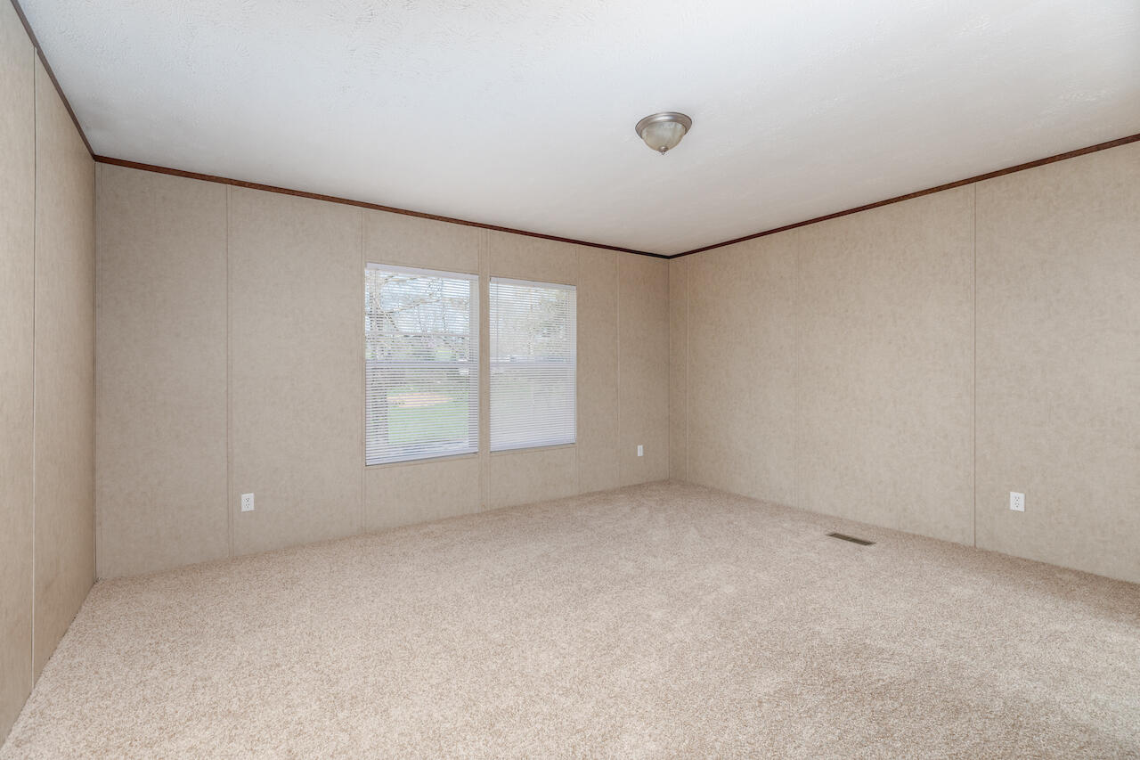 1501 Mill Creek Road Fall Branch, TN 37656 - Photo 19 of 26 Interior-6