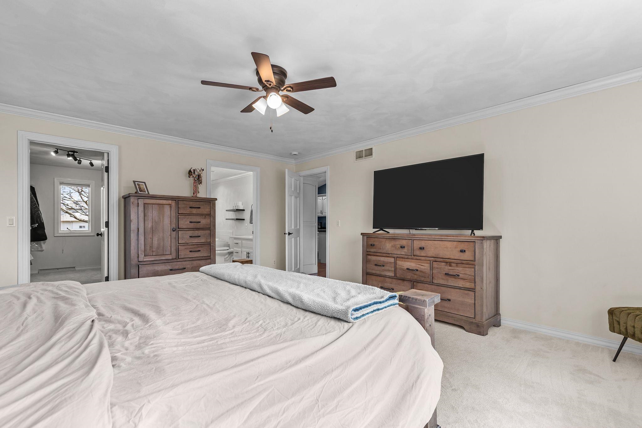 N274 Mueller Court Appleton, WI 54915 - Photo 12 of 42