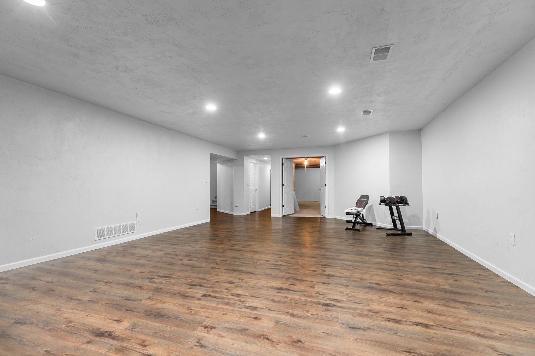 N274 Mueller Court Appleton, WI 54915 - Photo 27 of 42