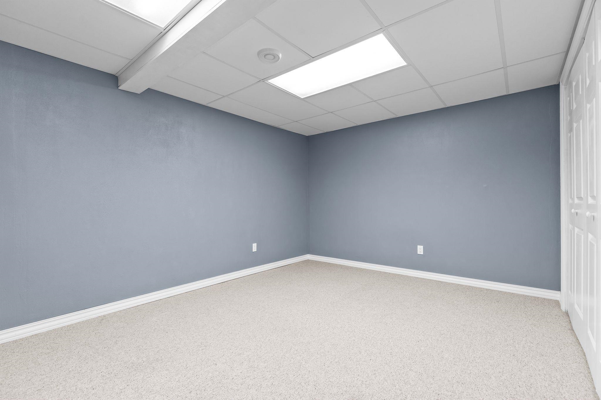 N274 Mueller Court Appleton, WI 54915 - Photo 28 of 42