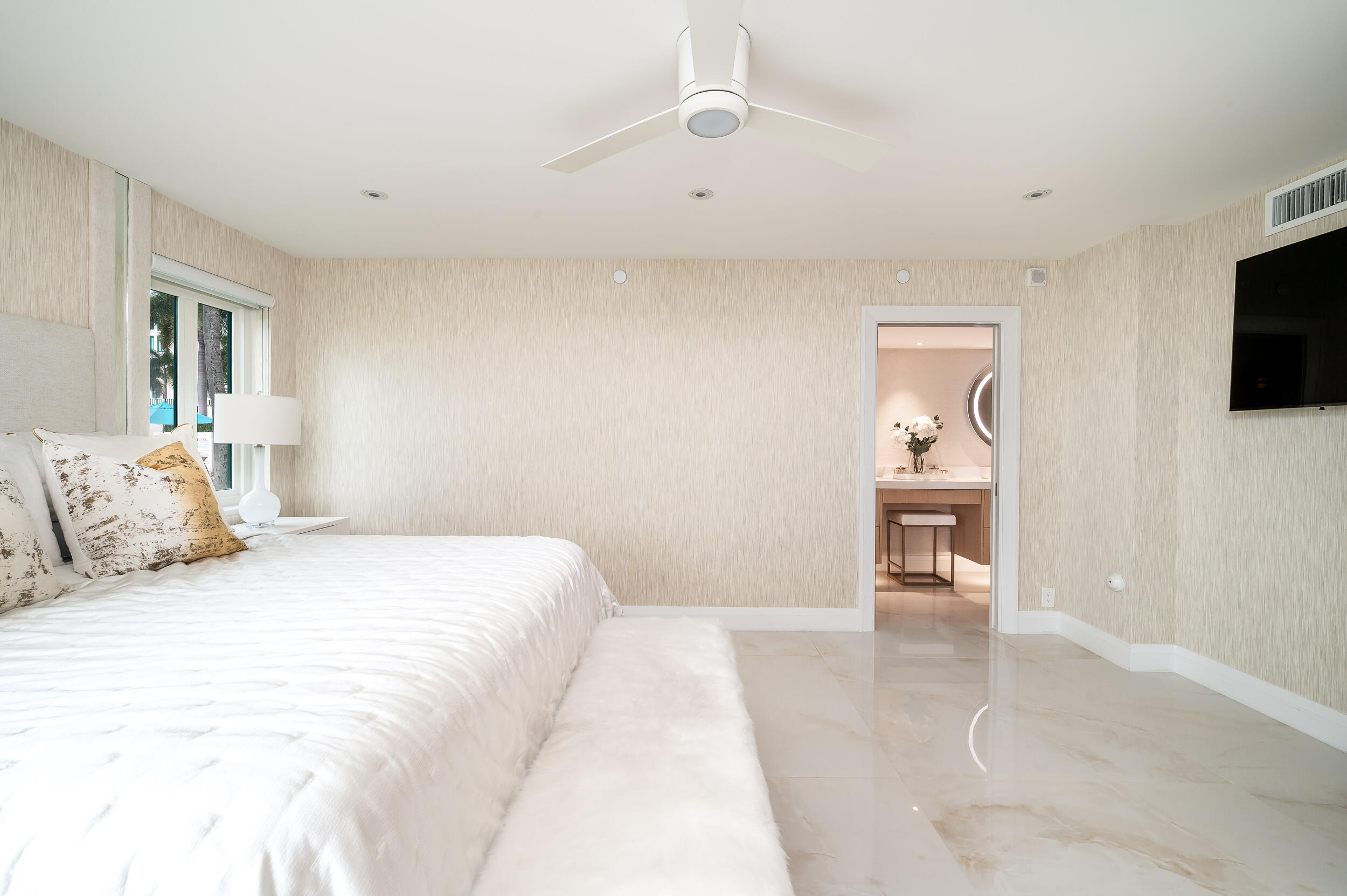 100 Southeast 5th Avenue, Unit 103 Boca Raton, FL 33432 - Photo 33 of 71 photo-27