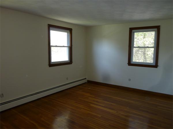 19 Regis Road Tewksbury, MA 01876 - Photo 10 of 17 Gallery Image 10