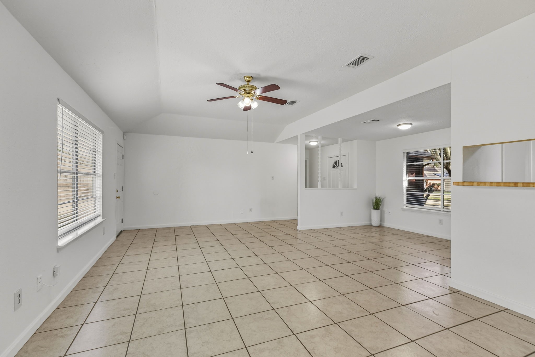 6611 Archgate Drive Spring, TX 77373 - Photo 7 of 27