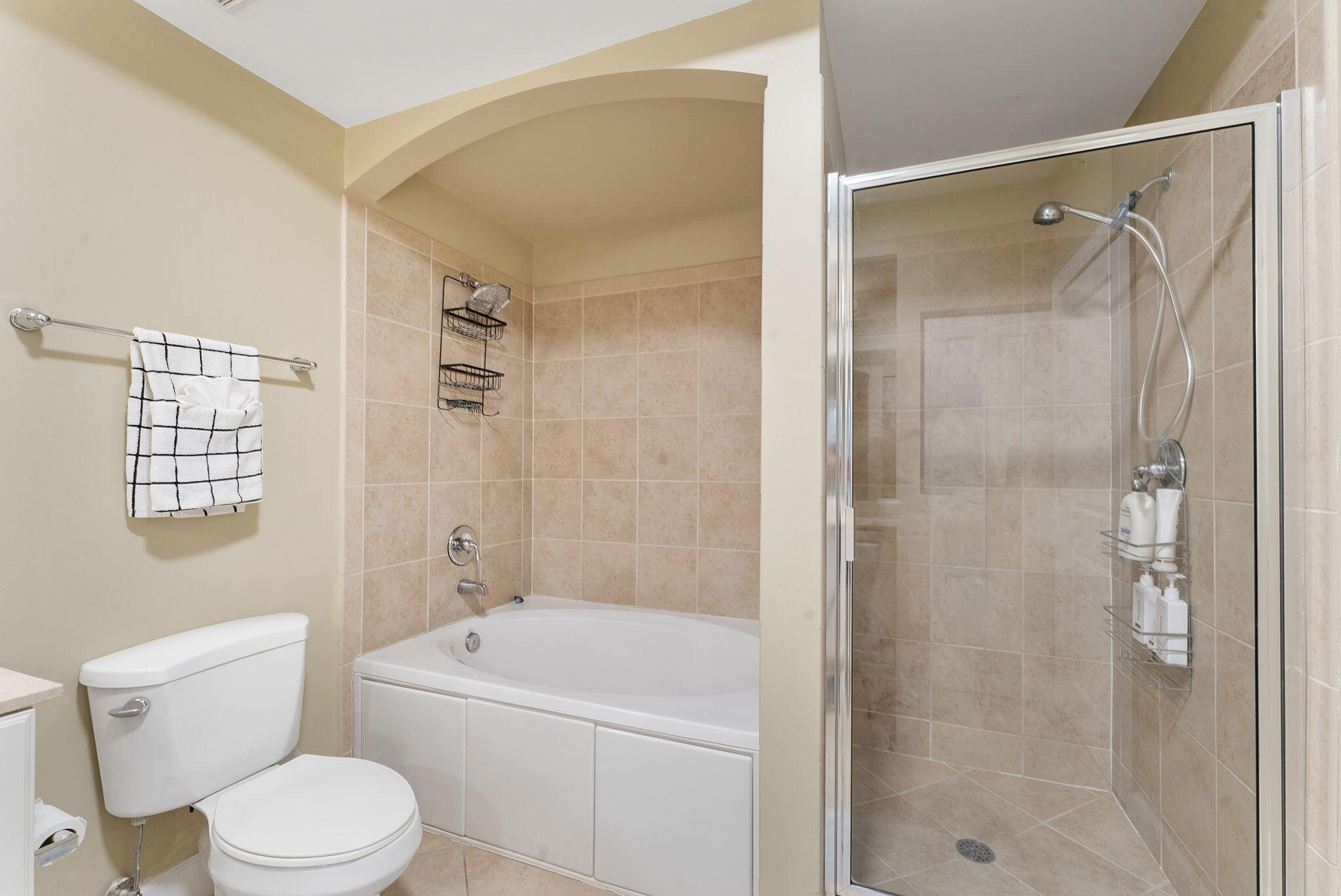 2 Renaissance Way, Unit 305 Boynton Beach, FL 33426 - Photo 23 of 45 RC 38
