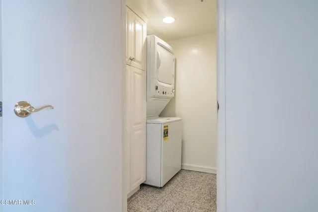 $1,139,000 | 10660 Wilshire Boulevard, Unit 410, Los Angeles, CA 90024