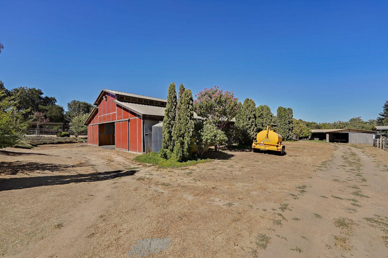 5000 Hecker Pass Road Gilroy, CA 95020 - Photo 74 of 100