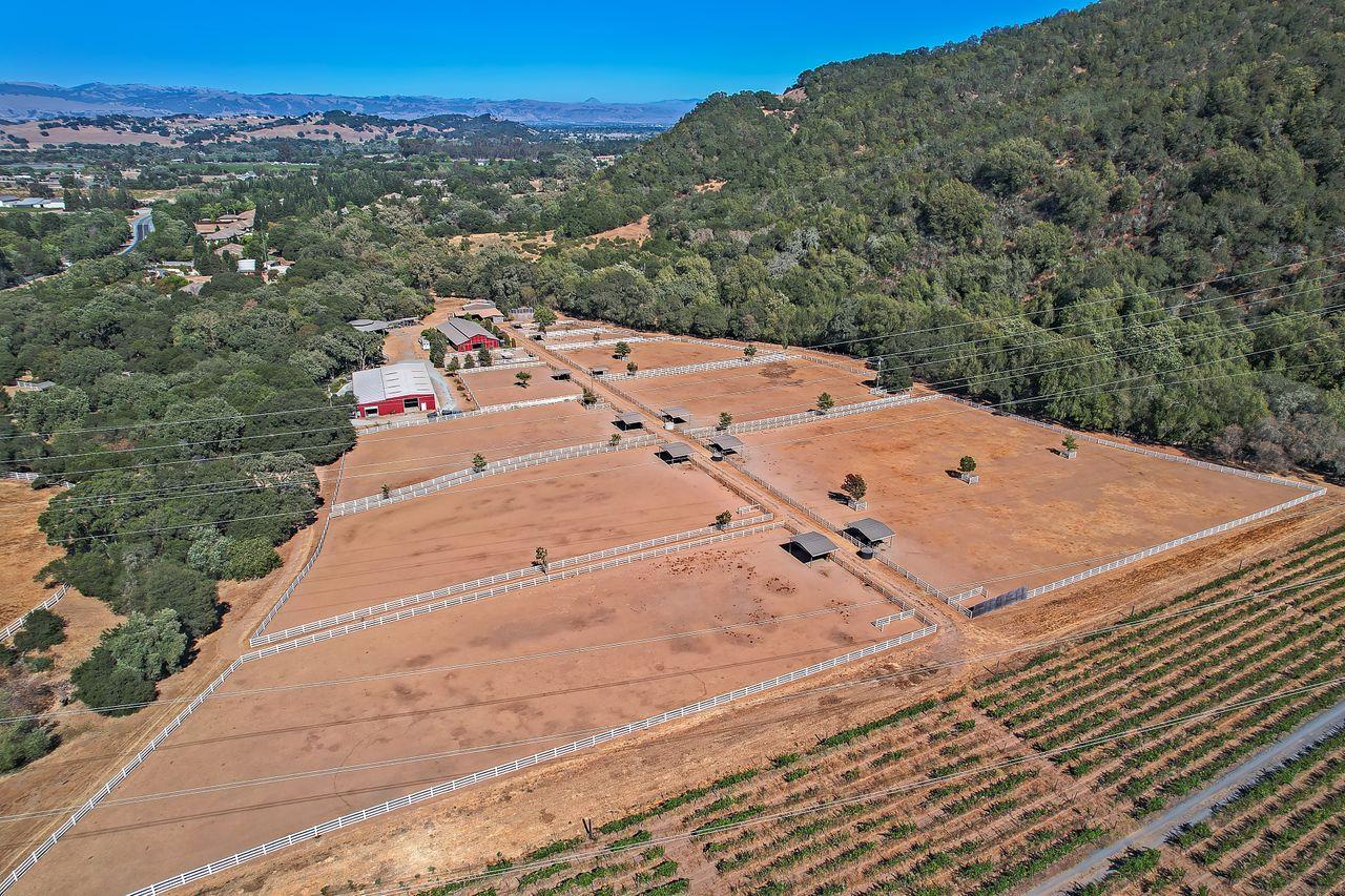 5000 Hecker Pass Road Gilroy, CA 95020 - Photo 95 of 100 a view of a terrace