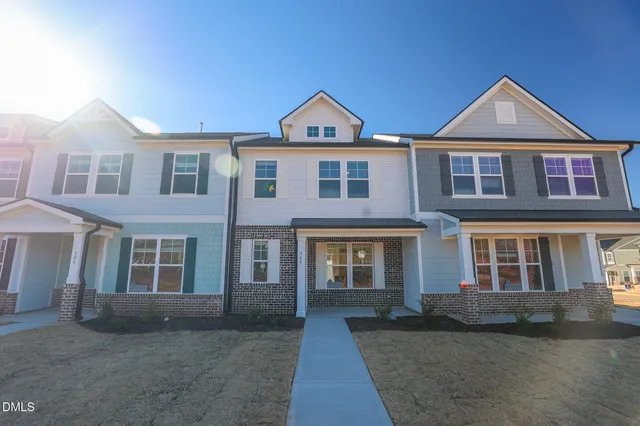 $356,000 | 704 Winton Way, Unit 551, Youngsville, NC 27596