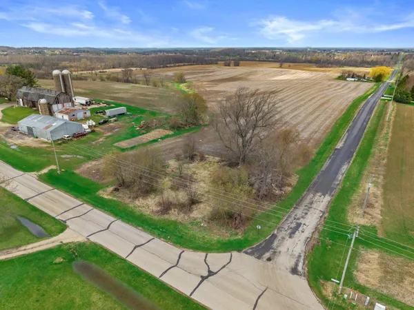 $110,000 | W5038 Beaver Dam Road, West Bend, WI 53090