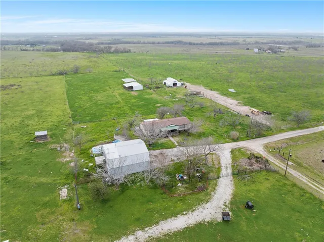 $785,000 | 297 Lcr 615, Groesbeck, TX 76642