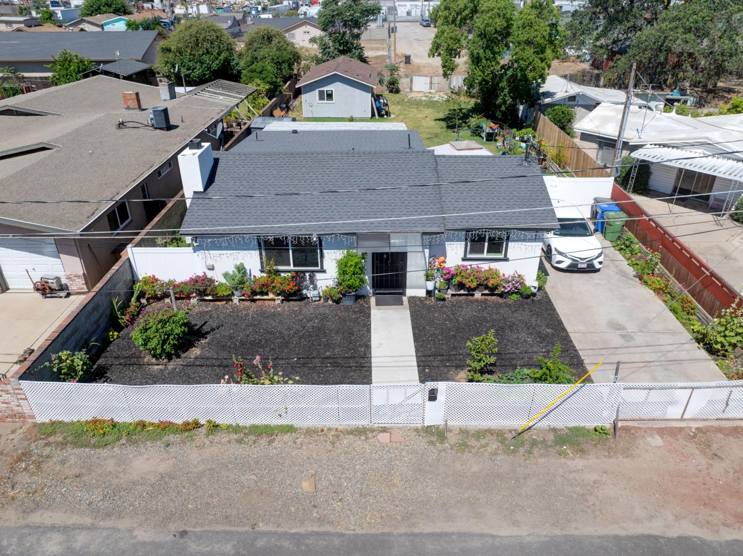 441 Ryder Way Modesto, CA 95351 - Photo 2 of 36