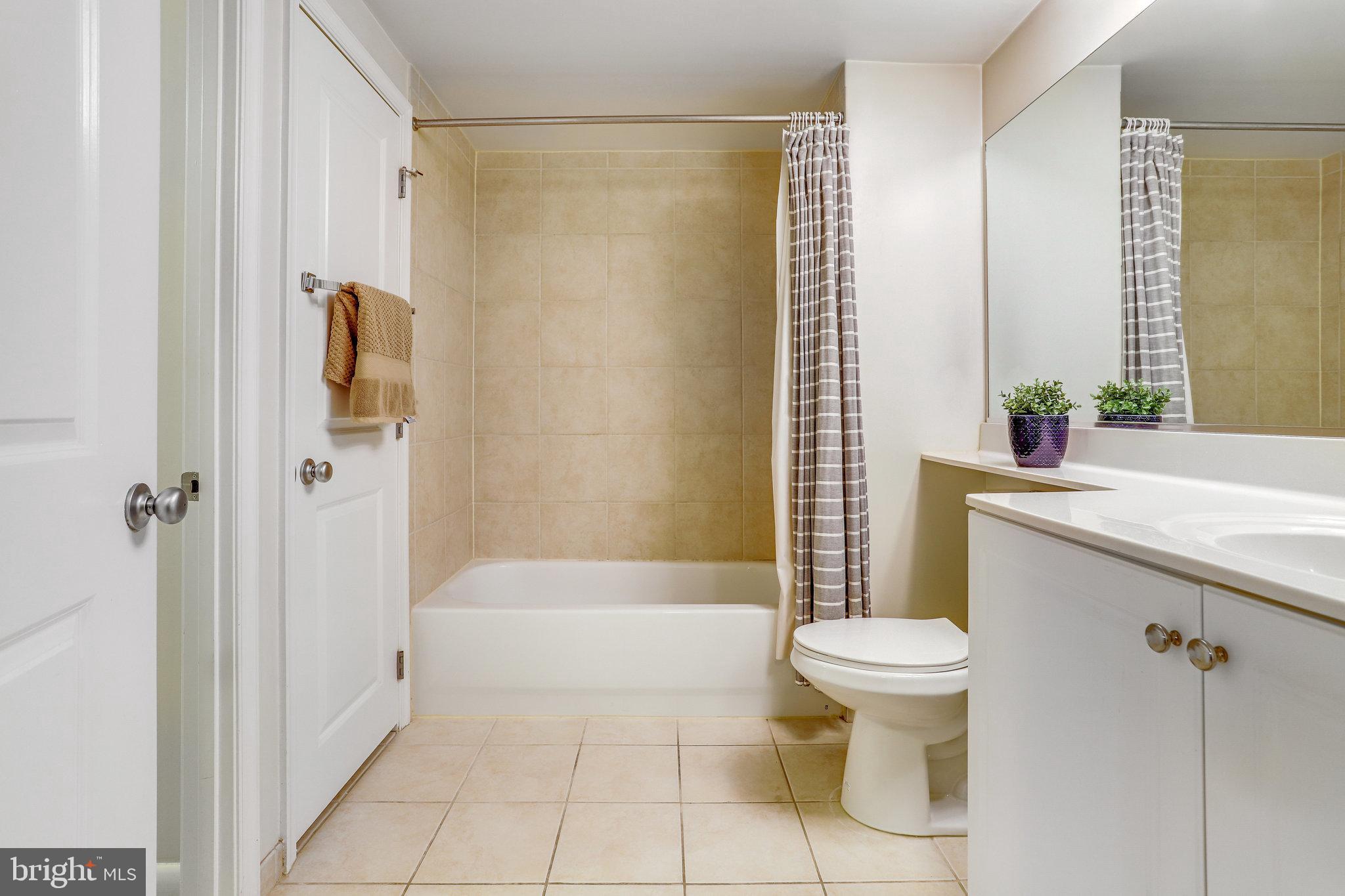 851 North Glebe Road, Unit 207 Arlington, VA 22203 - Photo 27 of 69