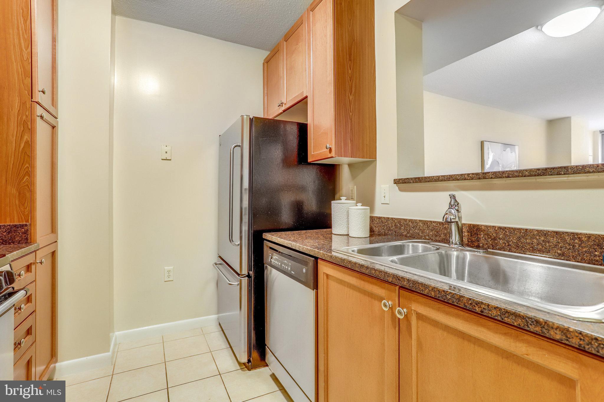 851 North Glebe Road, Unit 207 Arlington, VA 22203 - Photo 10 of 69