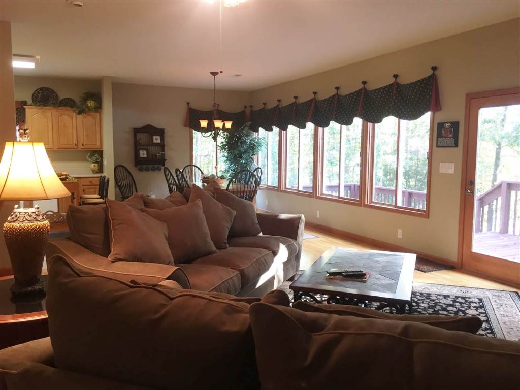 532 Gambrell Road Townville, SC 29689 - Photo 9 of 28 Gallery Image 9
