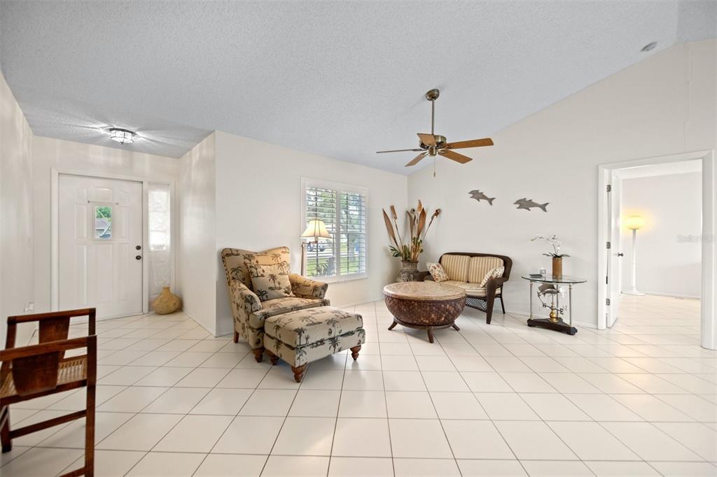 1148 Royal Road Venice, FL 34293 - Photo 4 of 56 Gallery Image 4