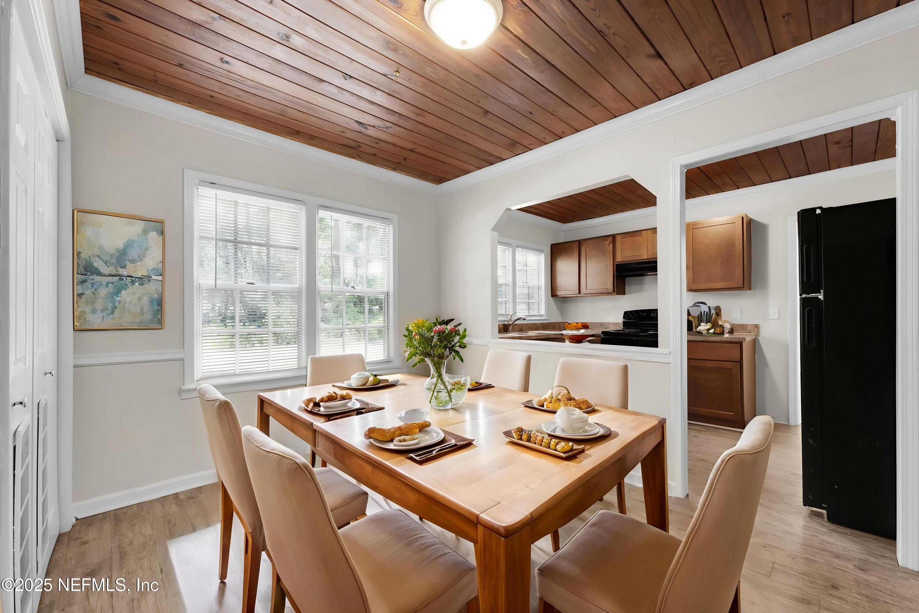 VS Dining Area