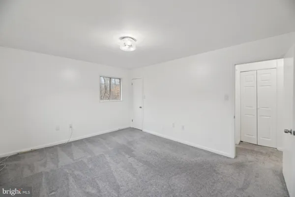 $299,000 | 10607 Weymouth Street, Unit W201, Bethesda, MD 20814