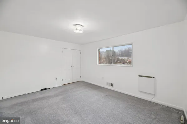 $299,000 | 10607 Weymouth Street, Unit W201, Bethesda, MD 20814