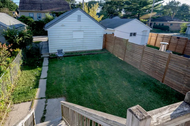 $220,000 | 1005 East Holt Avenue, Milwaukee, WI 53207