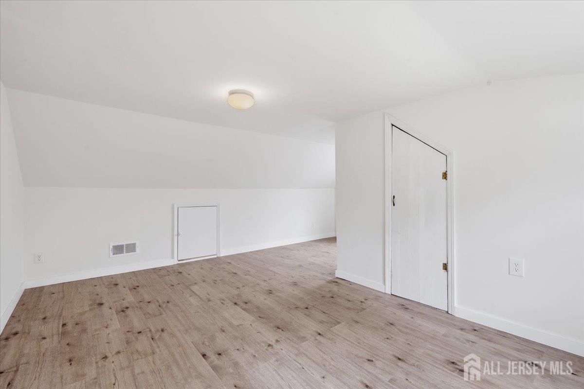 147 Main Street Lebanon, NJ 08833 - Photo 17 of 32