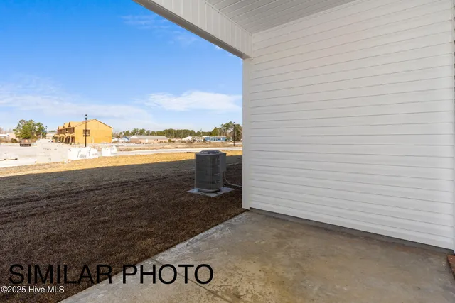 $254,900 | 735 Cross Brg Way, Unit LOT # 13, Sneads Ferry, NC 28460