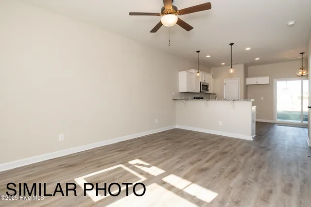 $254,900 | 735 Cross Brg Way, Unit LOT # 13, Sneads Ferry, NC 28460