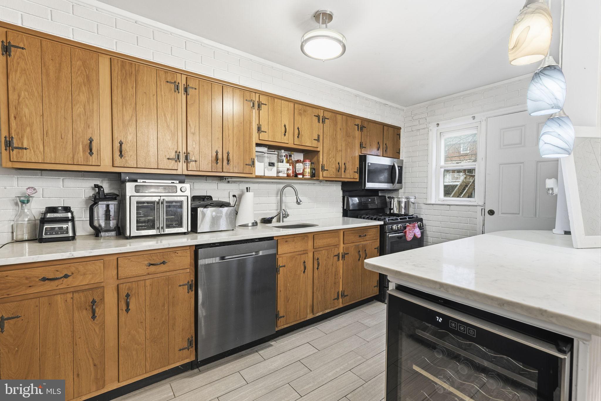 1644 Aberdeen Road Towson, MD 21286 - Photo 4 of 22