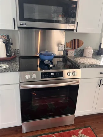 $2,800 | 7 Leighton Court, Gloucester, MA 01930