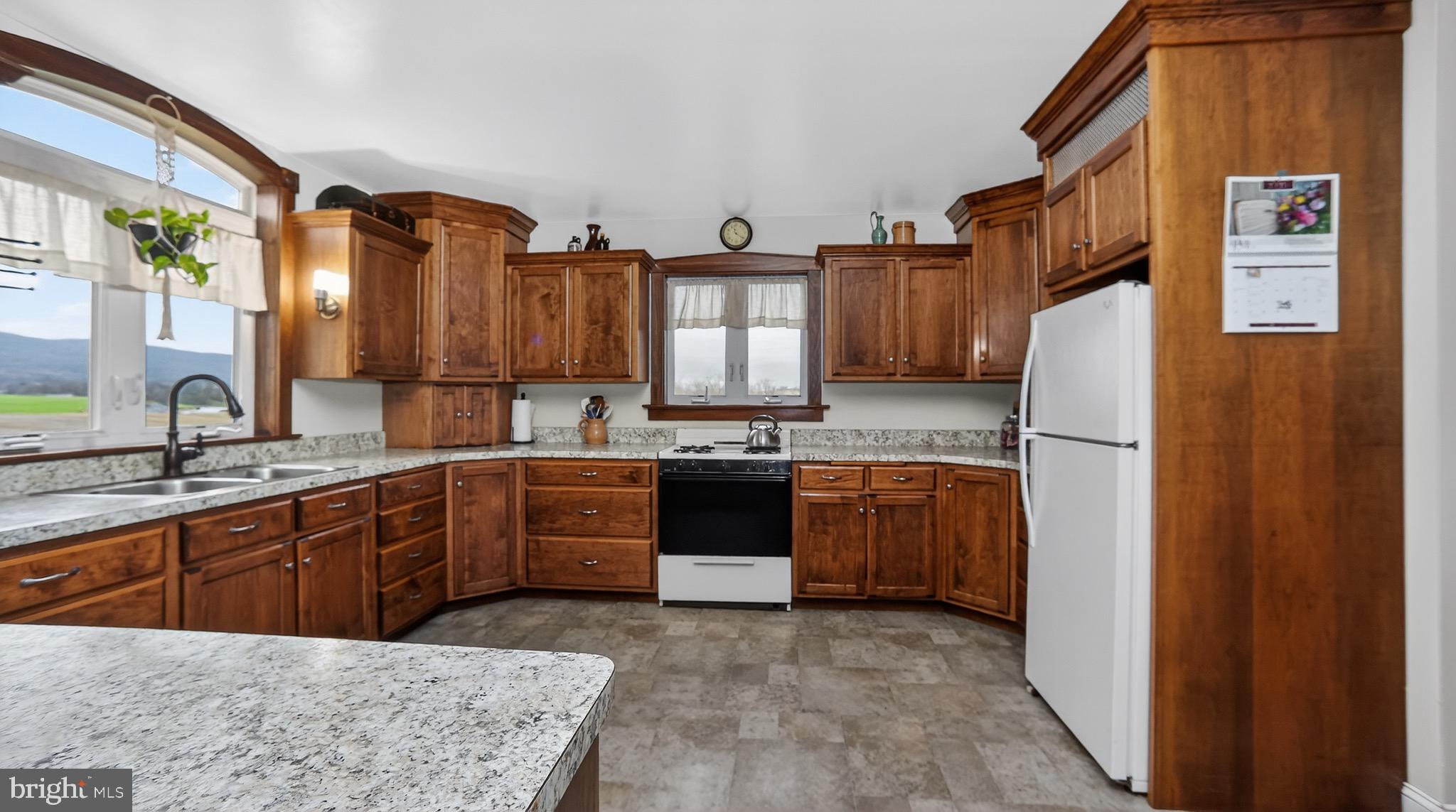 350 Middle Road Millersburg, PA 17061 - Photo 11 of 74