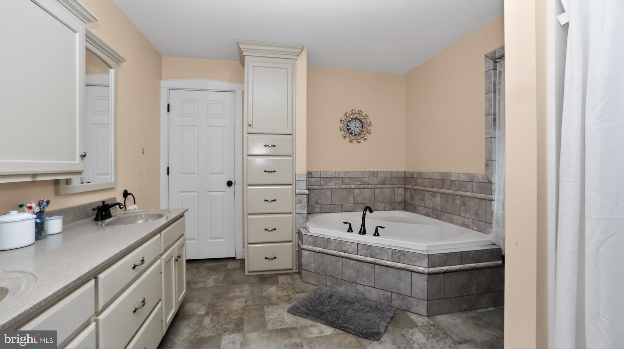 350 Middle Road Millersburg, PA 17061 - Photo 18 of 74