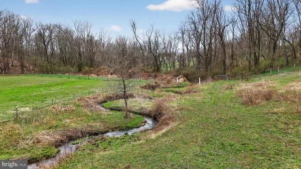 $400,000 | 350 Middle Road, Millersburg, PA 17061