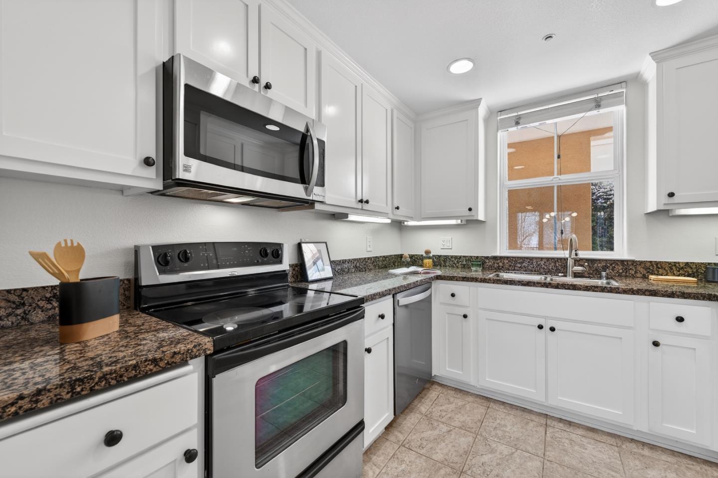 1390 Saddle Rack Street, Unit 236 San Jose, CA 95126 - Photo 9 of 38