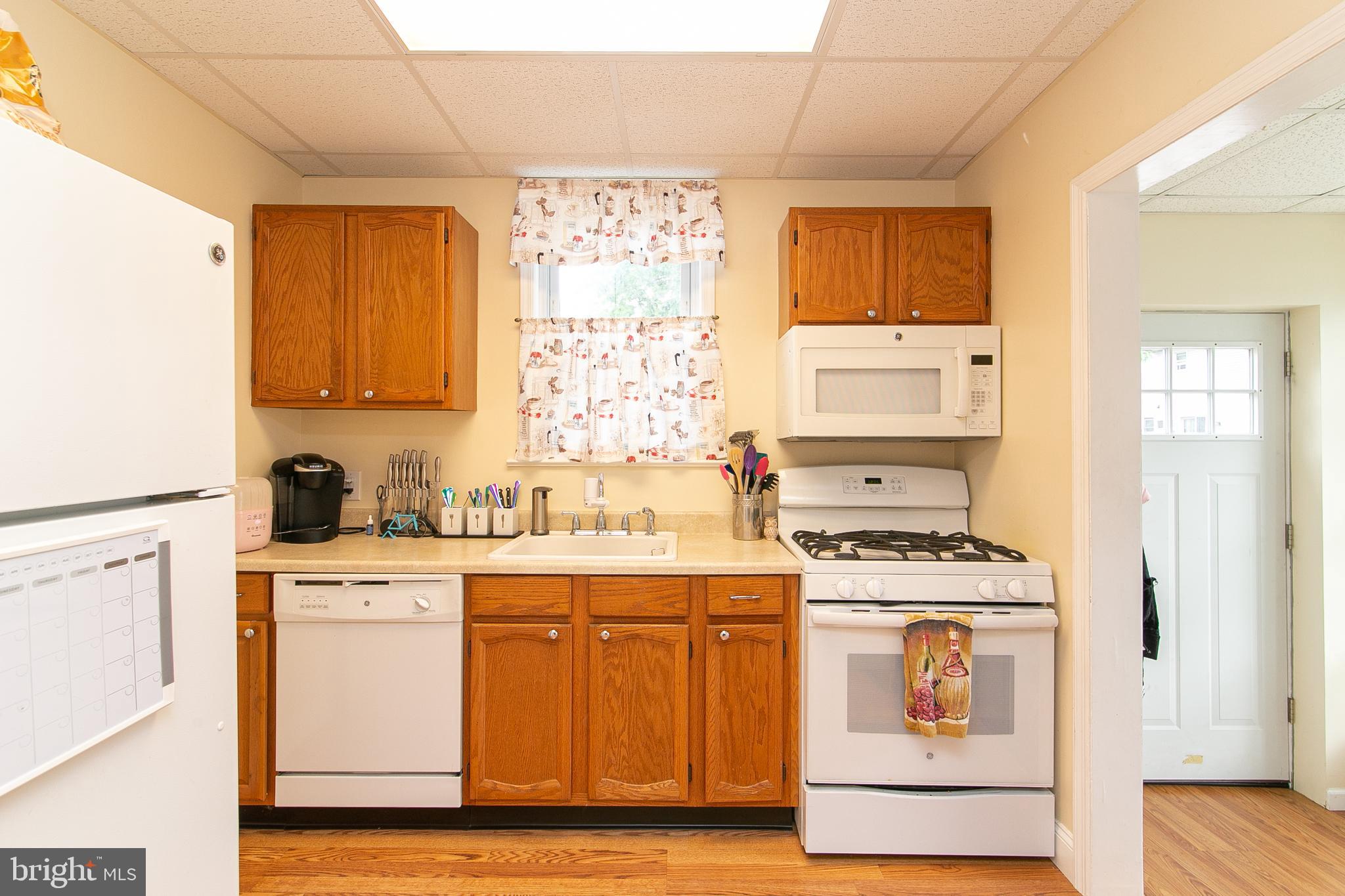 327 Delaware Avenue Riverside, NJ 08075 - Photo 11 of 27