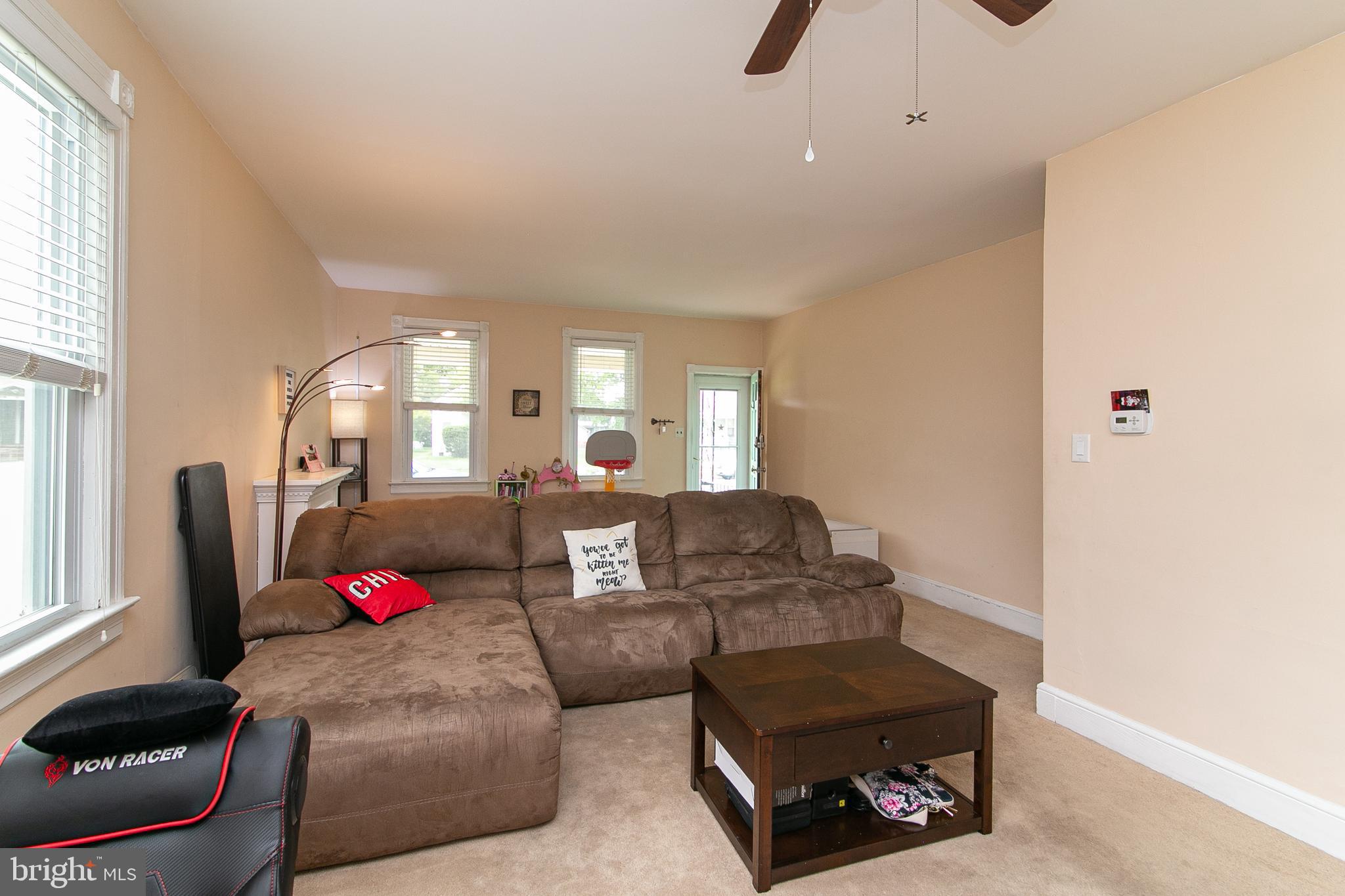 327 Delaware Avenue Riverside, NJ 08075 - Photo 4 of 27