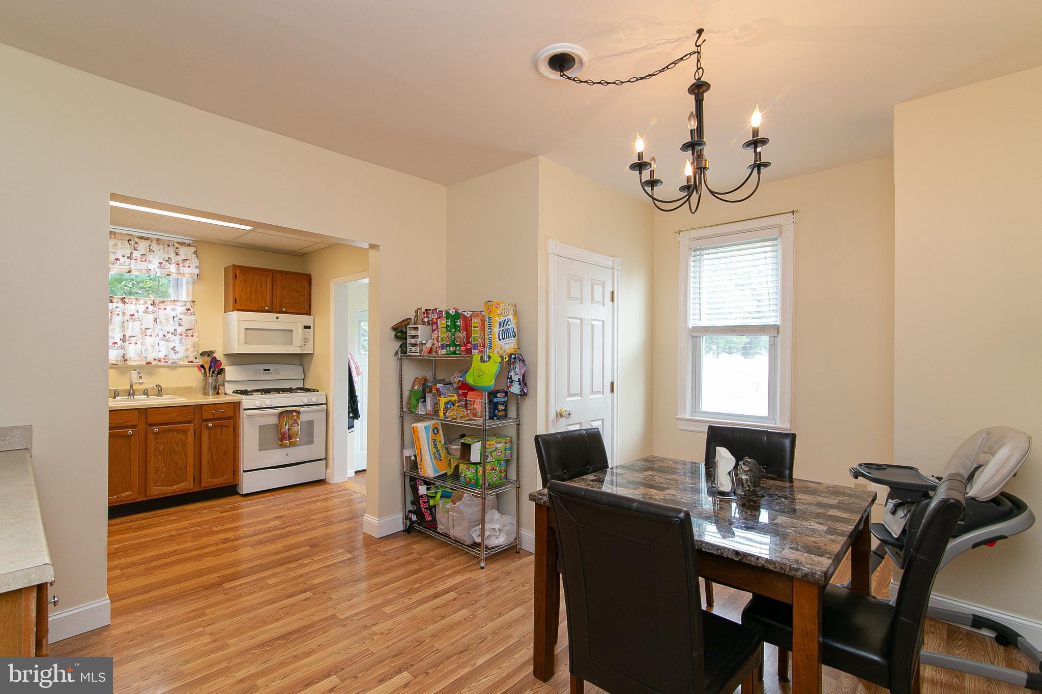 327 Delaware Avenue Riverside, NJ 08075 - Photo 6 of 27