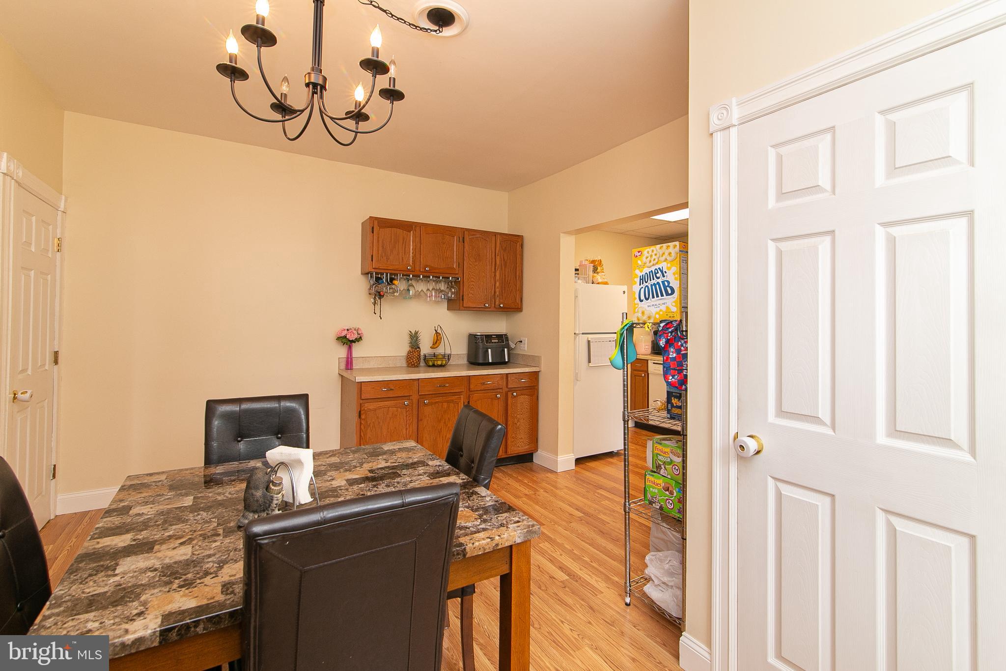 327 Delaware Avenue Riverside, NJ 08075 - Photo 7 of 27