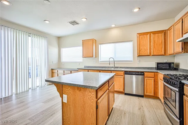 $1,890 | 12015 Spice Tree Street, Las Vegas, NV 89183