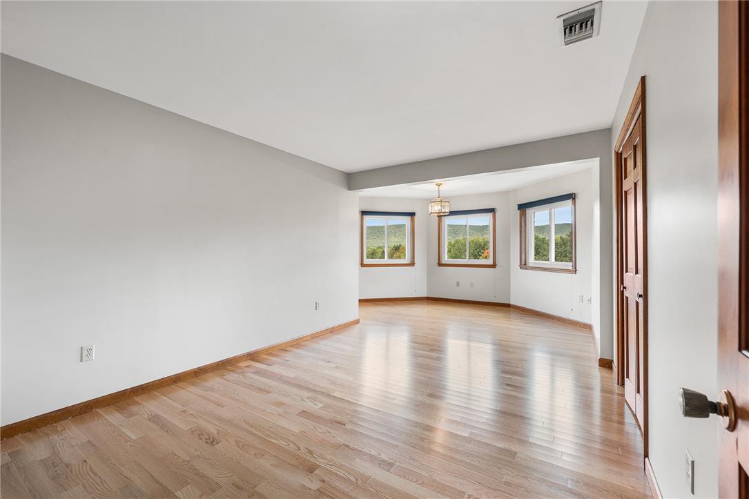 947 Tamenend Road Bath, PA 18014 - Photo 33 of 39 Gallery Image 33