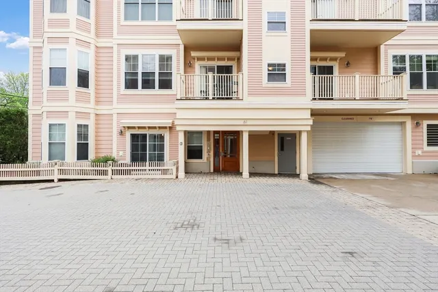 $879,900 | 61 Bolton Street, Unit 304, Cambridge, MA 02140
