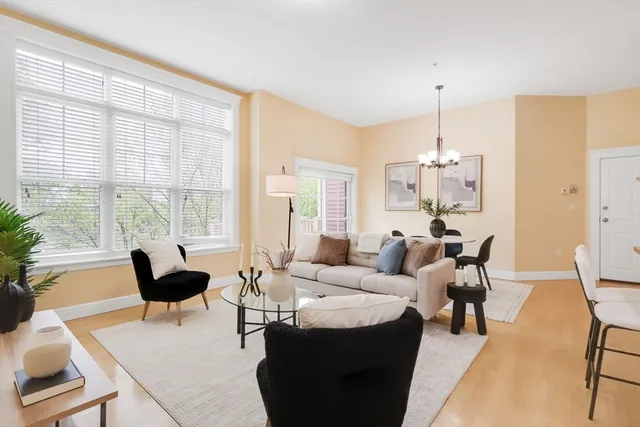 $879,900 | 61 Bolton Street, Unit 304, Cambridge, MA 02140