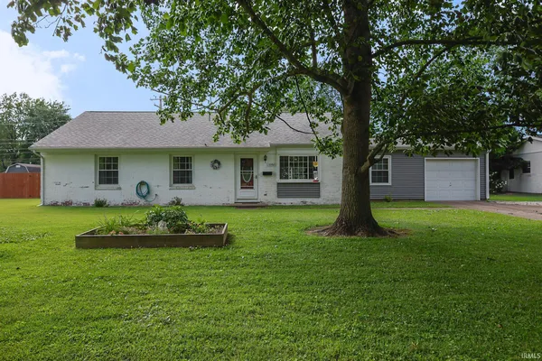 $200,000 | 3100 Mockingbird Lane, Evansville, IN 47710