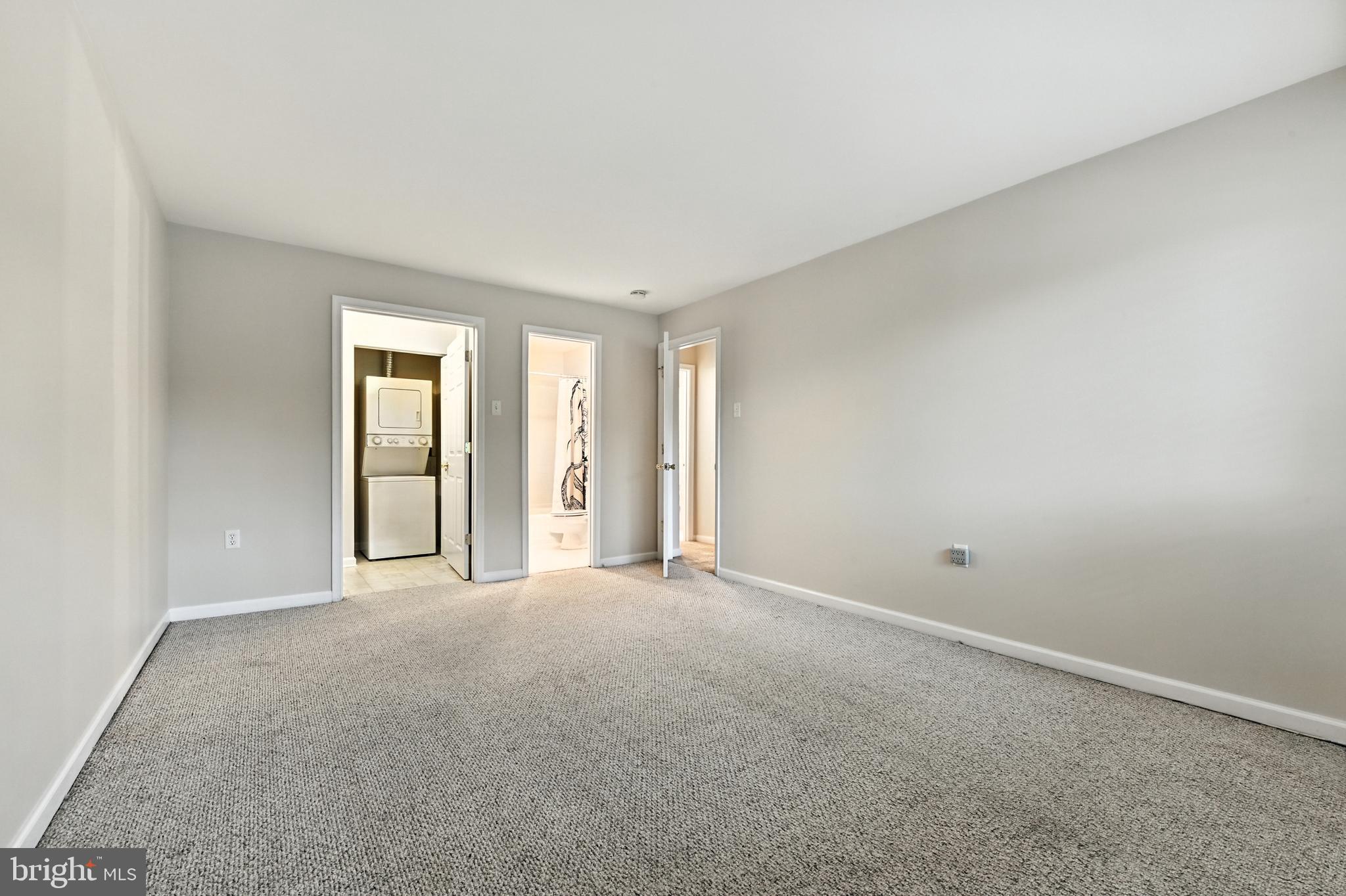 206 F Victor Parkway, Unit 206F Annapolis, MD 21403 - Photo 13 of 21 an empty room with windows and closet