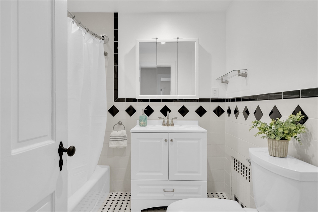 100 Summit Avenue Brookline, MA 02446 - Photo 24 of 30