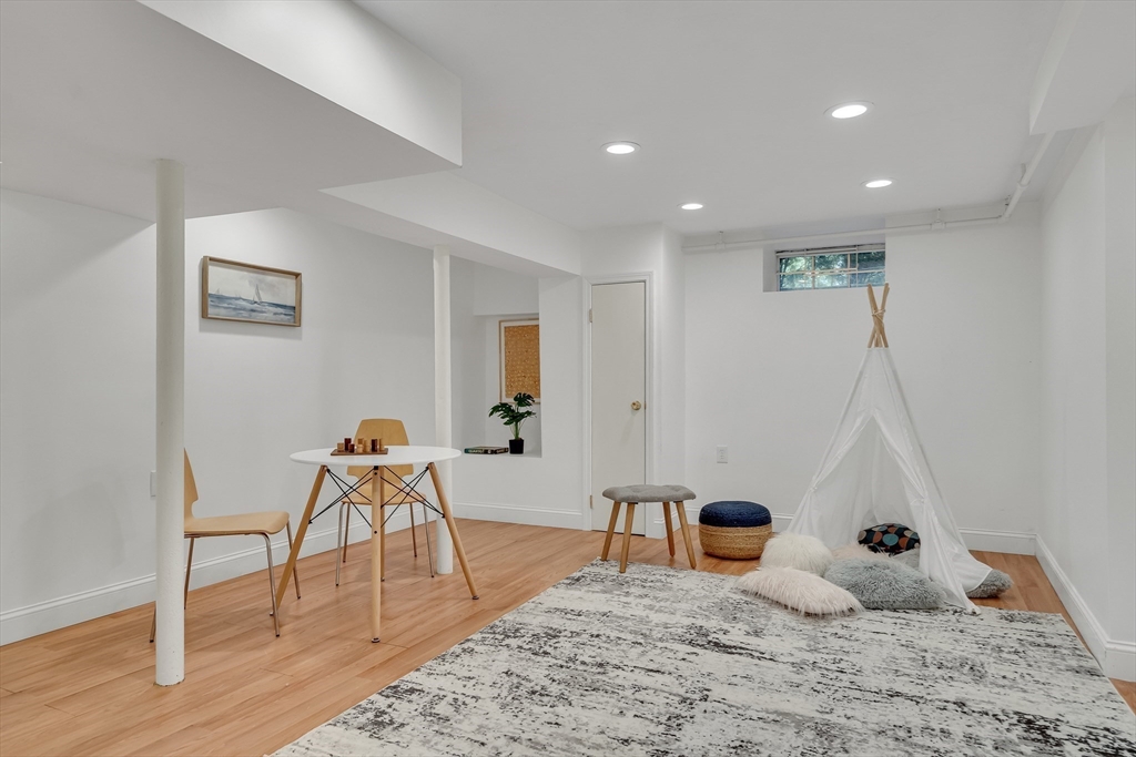 100 Summit Avenue Brookline, MA 02446 - Photo 28 of 30