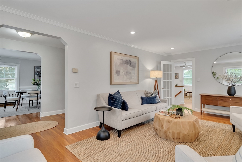 100 Summit Avenue Brookline, MA 02446 - Photo 5 of 30