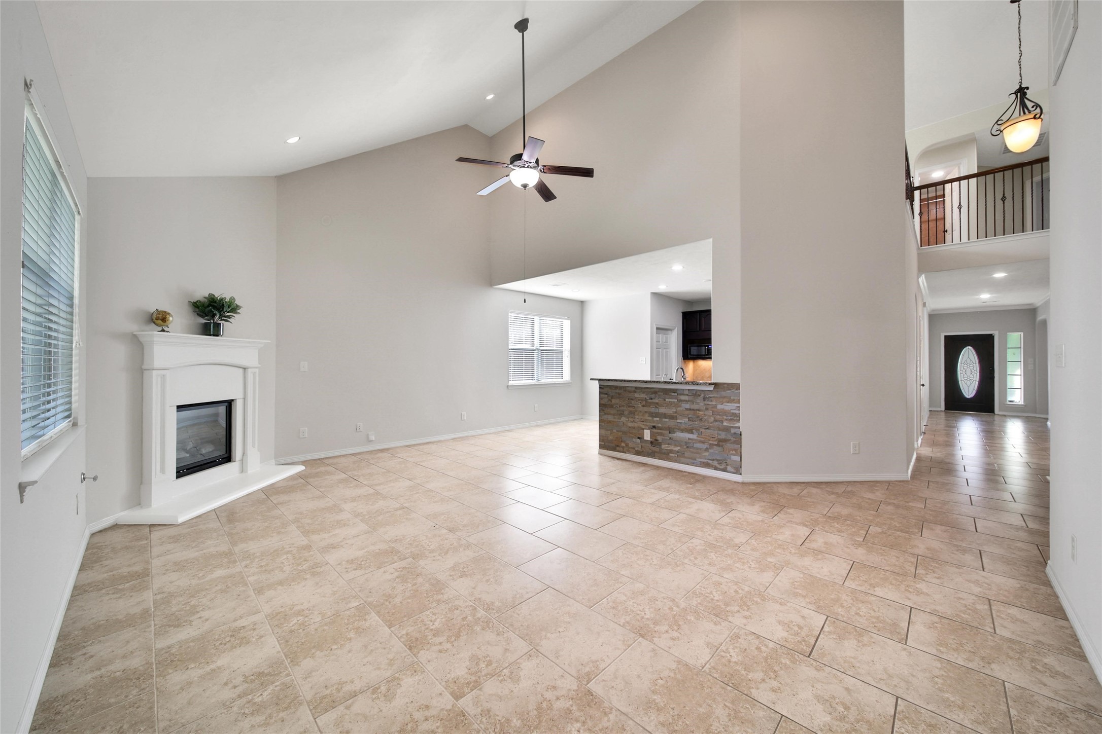 9131 Durango Point Lane Houston, TX 77070 - Photo 6 of 40